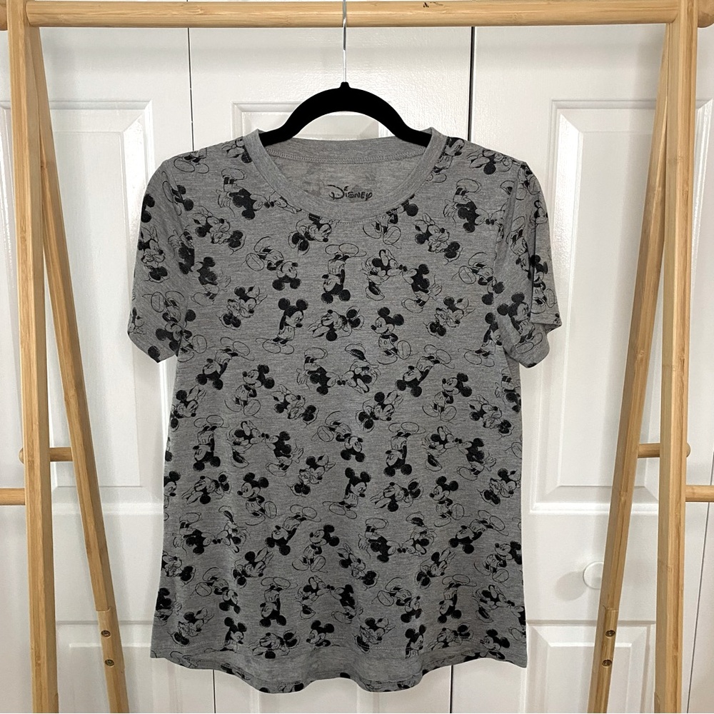 Mickey and Minnie Mouse Print on Dark Gray Shirt, Small Short Sleeve